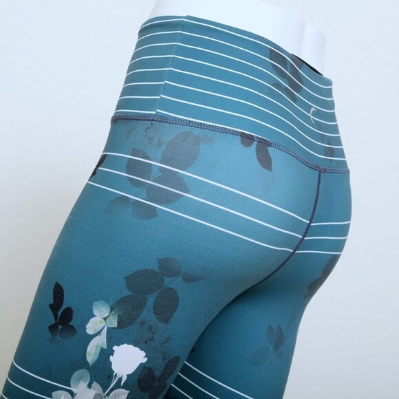 Zyia Floral Stripe Light n’ Tight Leggings Women S - Picture 10 of 13